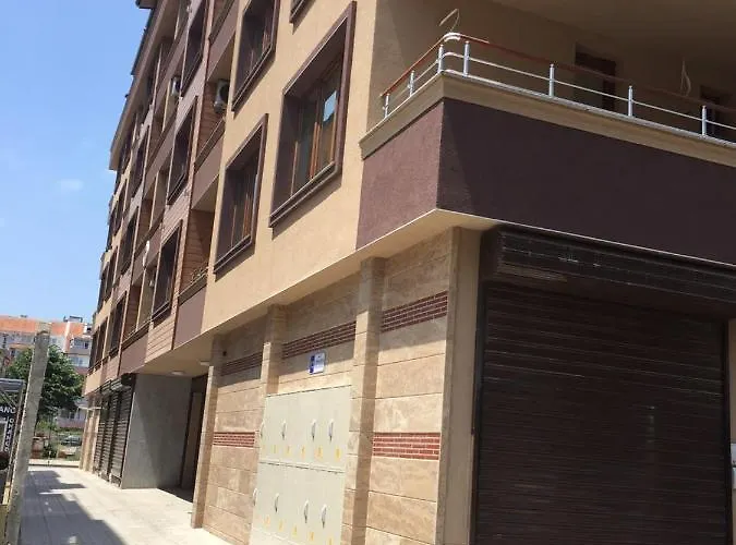 Megi Luxury Apartment Pomorie