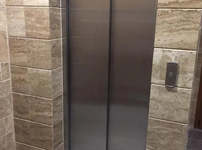 Megi Luxury Apartamento Pomorie